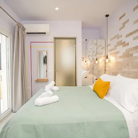 Corfu Port * Mantouki