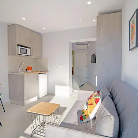 Corfu Port Apartment Mantouki