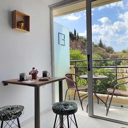 Corfu Port * Mantouki