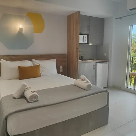 Corfu Port * Mantouki